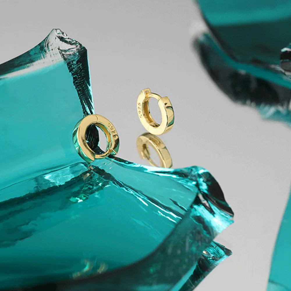Huggies Piercing Earring