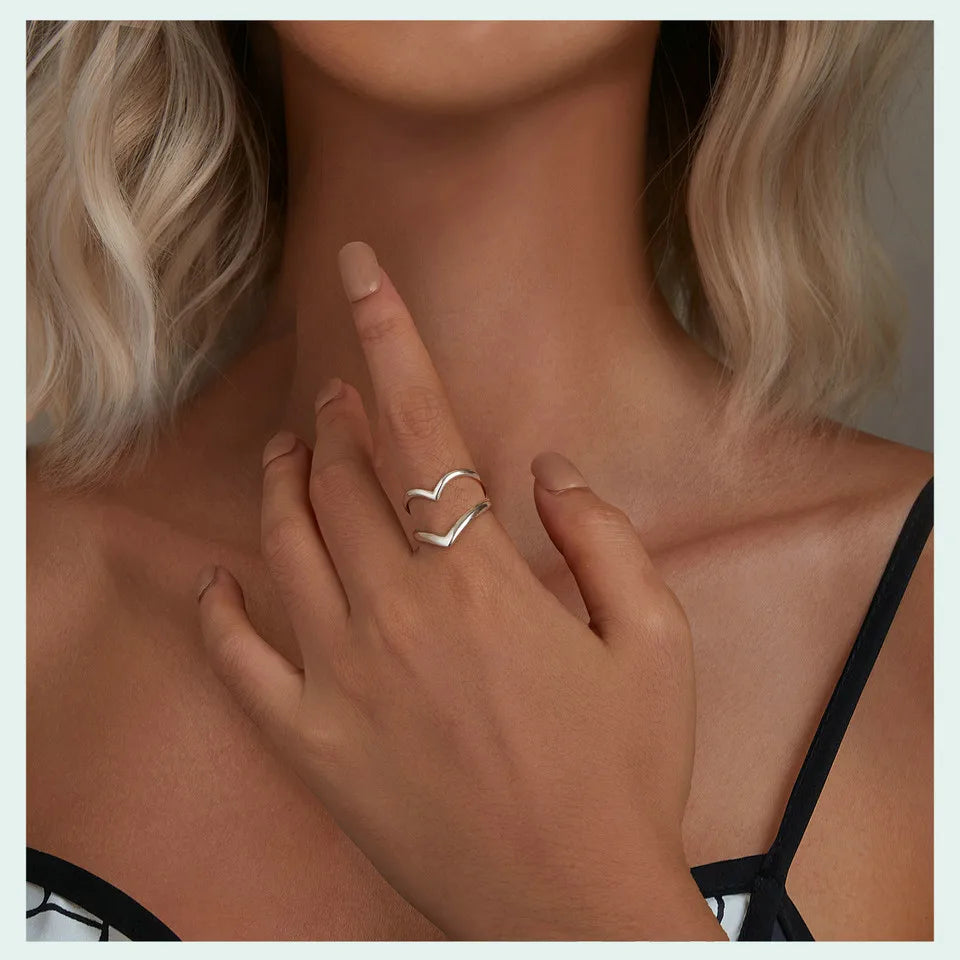 V-shaped Ring