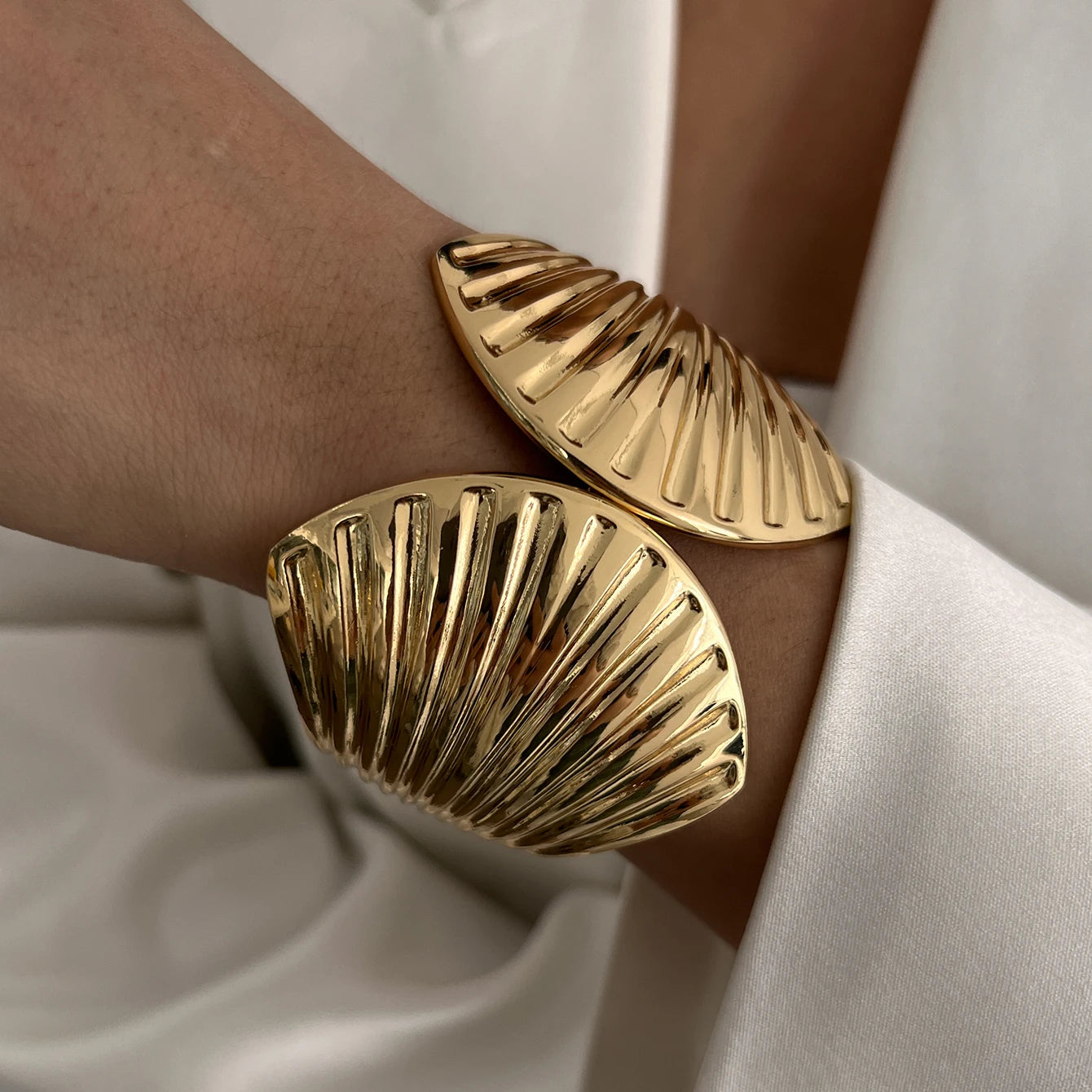 Amon Bracelet