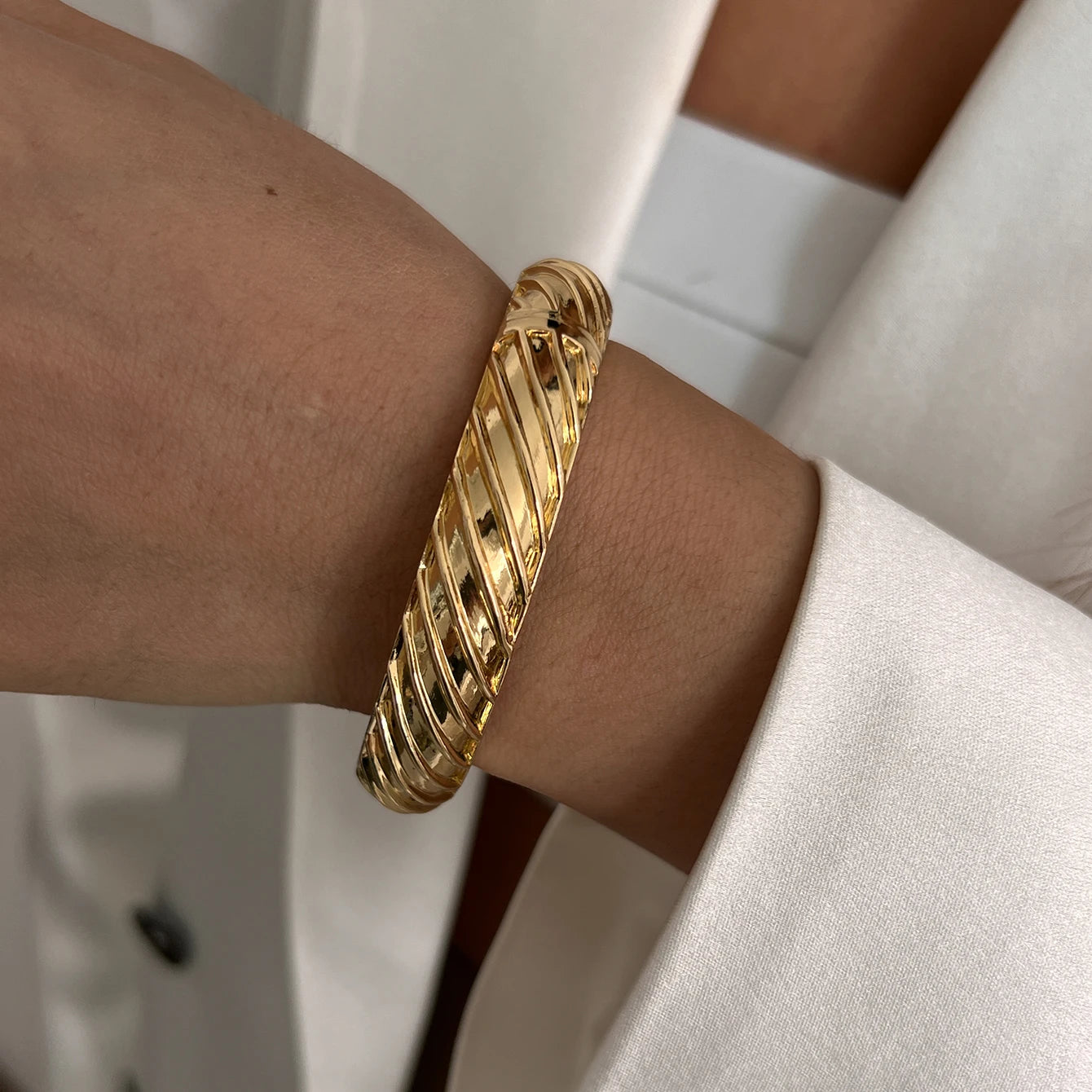 Luna Bangles