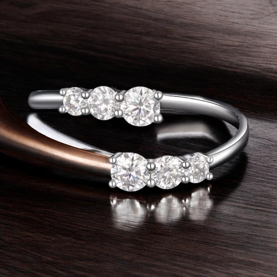 Axy Ring