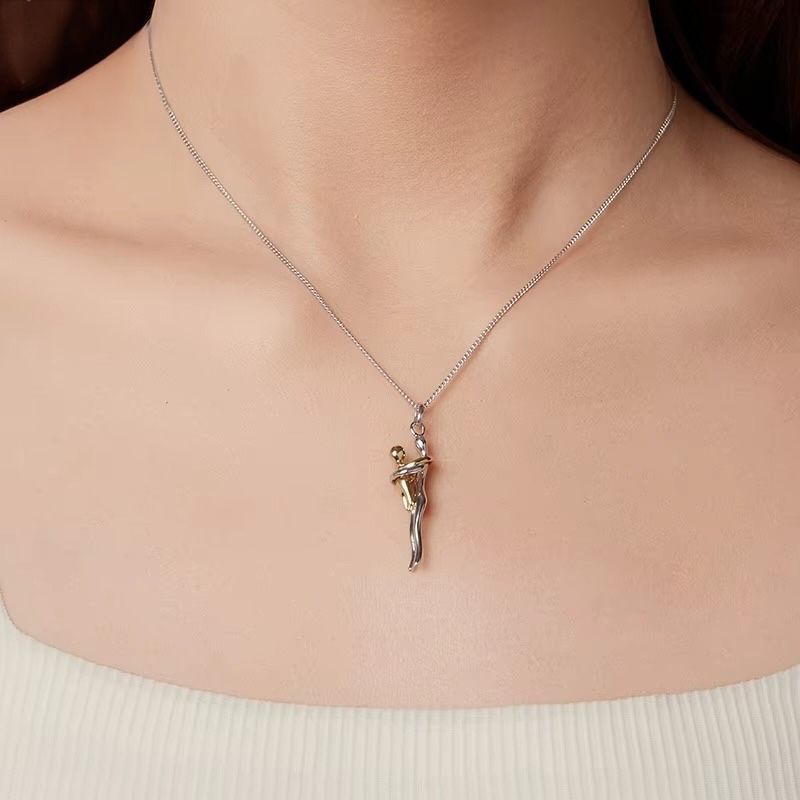 Two-tones Hug Necklace