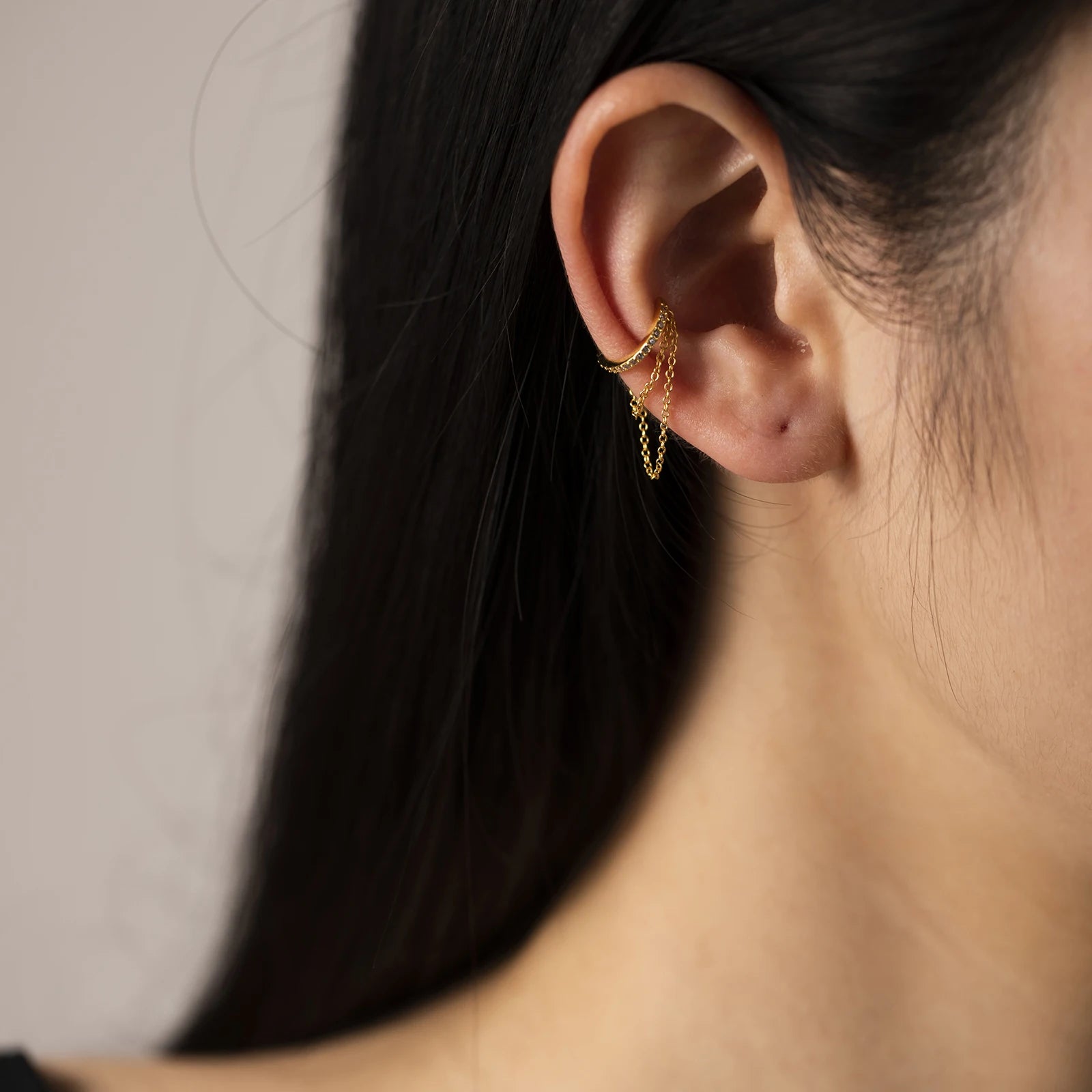Pavee Cuff Chain