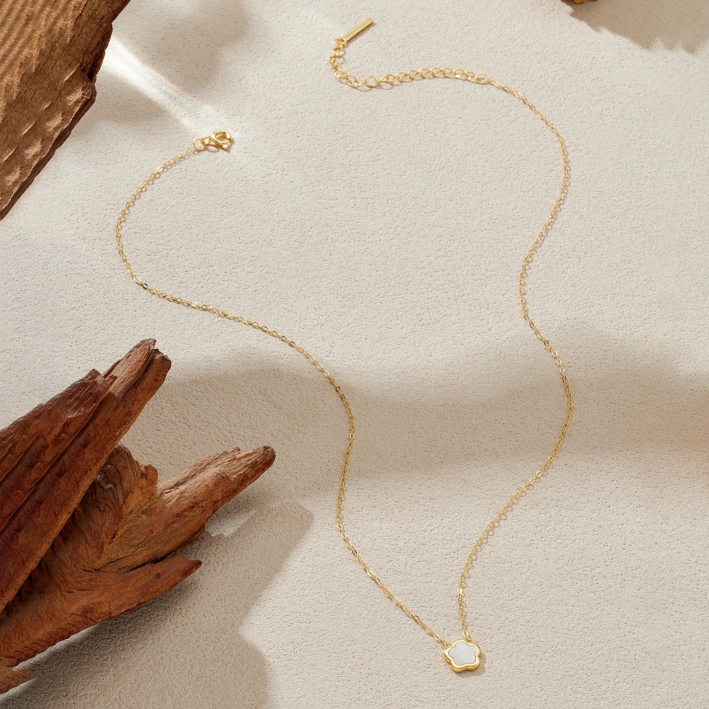 Shell Flower Necklace