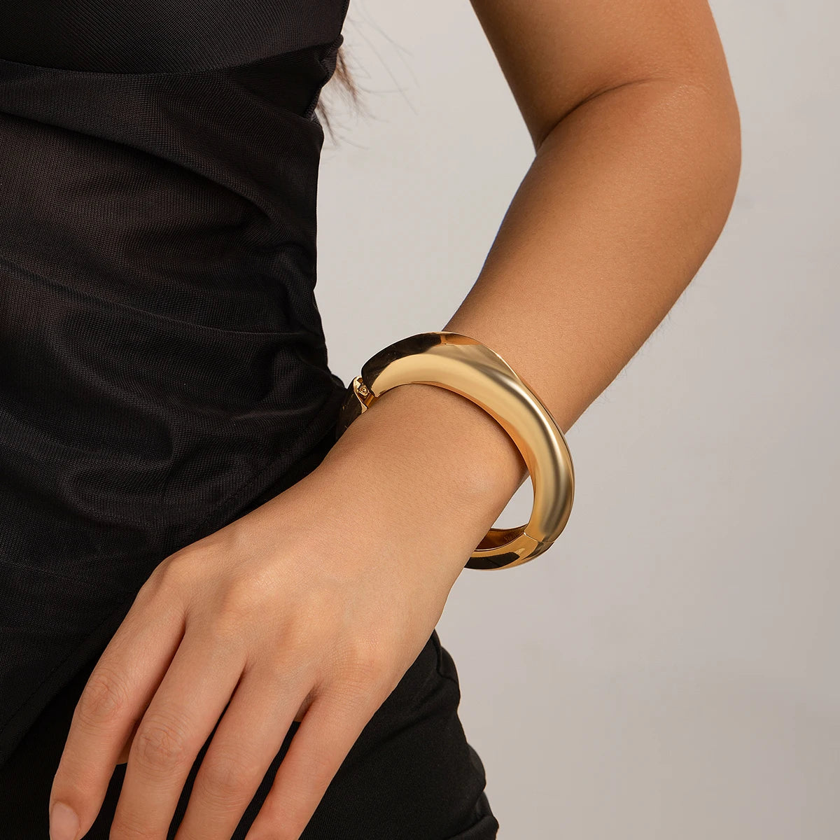 Smooth  Bangles