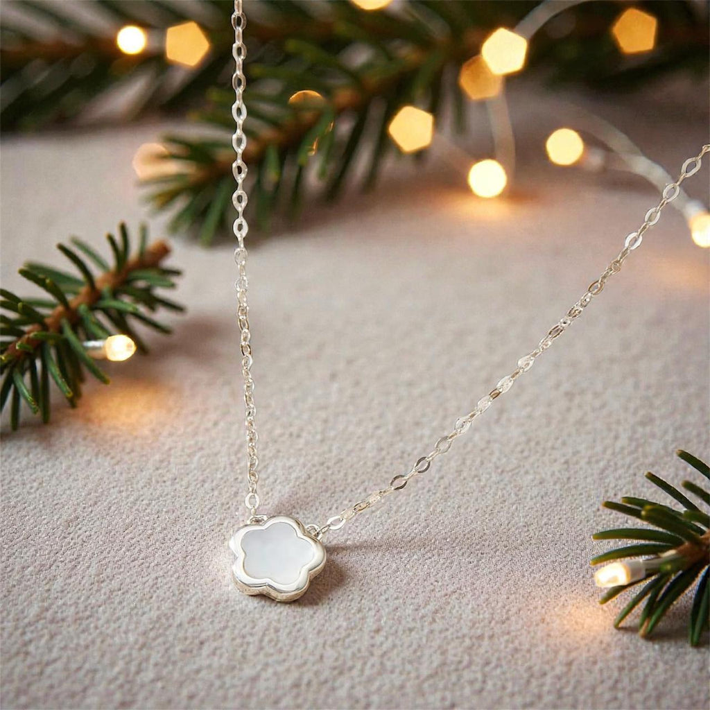 Shell Flower Necklace